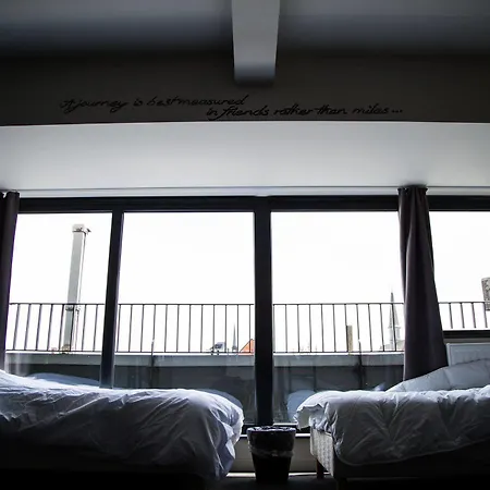 Hostel Cube *
